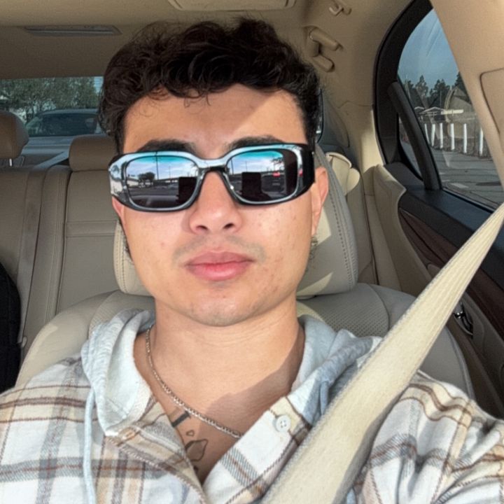 Profile Picture of Thomas (@thomasegel) on Tiktok