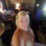 Profile Picture of lori Walker  Starnes (@loriwalkerstarnes) on Instagram