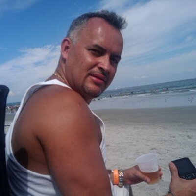 Profile Picture of RAY NIEVES (@ACURARAY) on Twitter