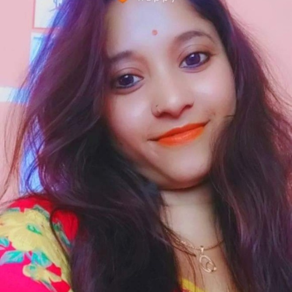 Profile Picture of Kushi Mukherjee (@kushimukherjee7) on Poshmark