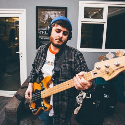 Profile Picture of Rob Glithero (@2wo10en) on Twitter