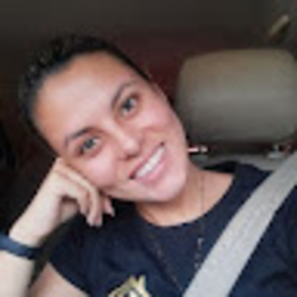 Profile Picture of Maria daniela Ramirez barrientos (@maridani92) on Poshmark