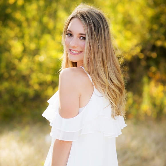 Profile Picture of Campbell Brown (@cabbie02) on Poshmark