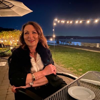 Profile Picture of Sheryl Spivack-Braun (@sspivy) on Twitter