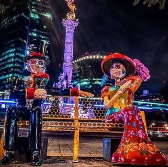 Profile Picture of Mariel Alvarez (@mariel_alvarez) on Poshmark