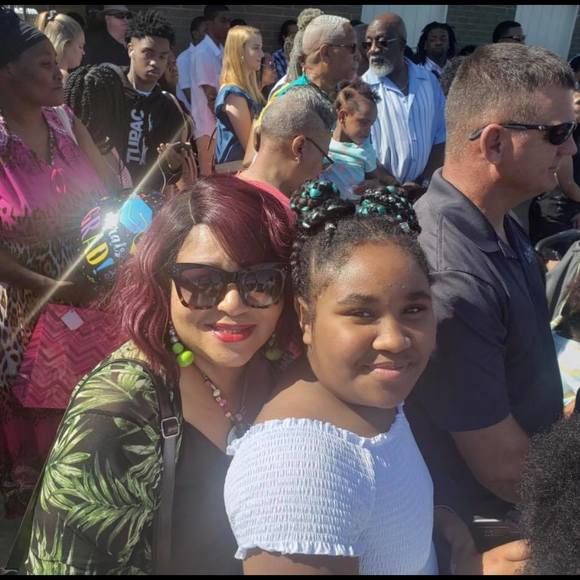 Profile Picture of Debra Freeman-grant (@debragrant1952) on Poshmark