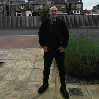 Profile Picture of Lee Sharples (@lsharples67) on Facebook
