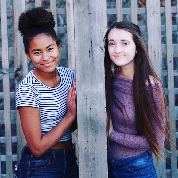 Profile Picture of Olivia Boehmer (@olivia_boehmer) on Poshmark