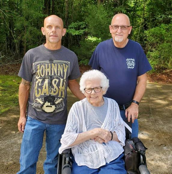 Profile Picture of Matthew Taylor (@matthewtaylo955) on Poshmark