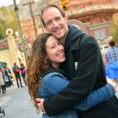 Profile Picture of The Adventures Of Julia And Doug (@dvchavez) on Twitter