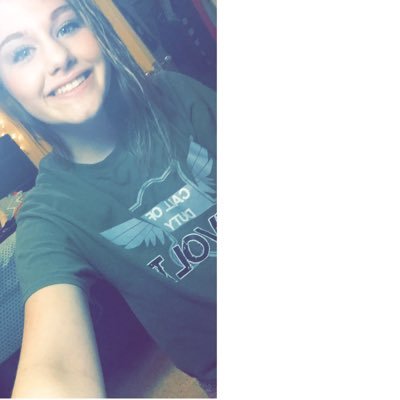 Profile Picture of Shelby ❥ (@ShelbyAtwood3) on Twitter