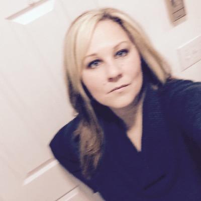 Profile Picture of Jennifer Klinger (@jnklinger77) on Twitter