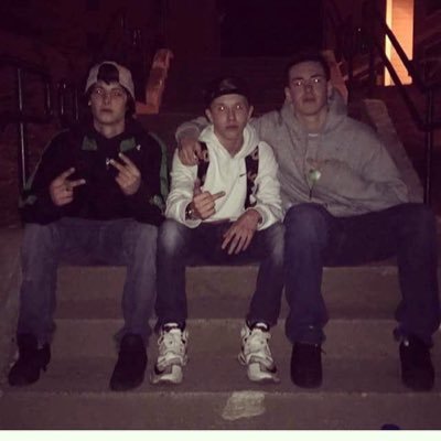 Profile Picture of T R O Y (@troy_stowell) on Twitter