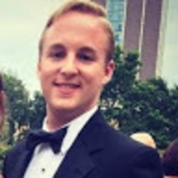 Profile Picture of James Alexakos (@jamesalexakos) on Poshmark