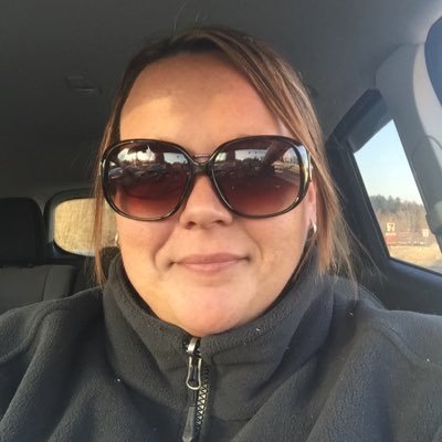 Profile Picture of Michelle Faust (@mashelly2811) on Twitter