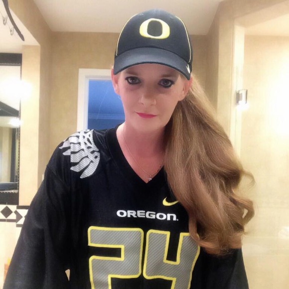 Profile Picture of Sarah Shinners (@sshinesc) on Poshmark