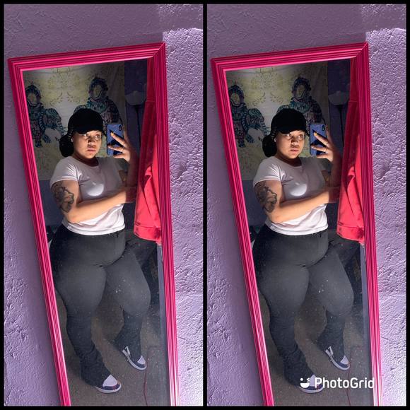 Profile Picture of Tyaira Craig (@tyaira1) on Poshmark