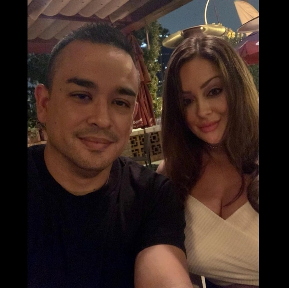 Profile Picture of Al Ex (@aretamoza24) on Poshmark