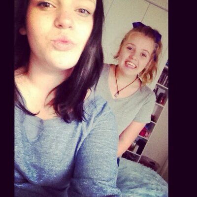 Profile Picture of Emma Golding (@Goldingemma123) on Twitter