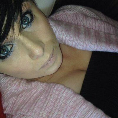 Profile Picture of Gillian Marry (@Gill2Corey) on Twitter