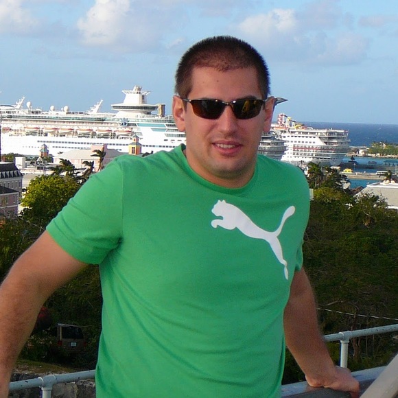 Profile Picture of Yury Kerimov (@yurker) on Poshmark