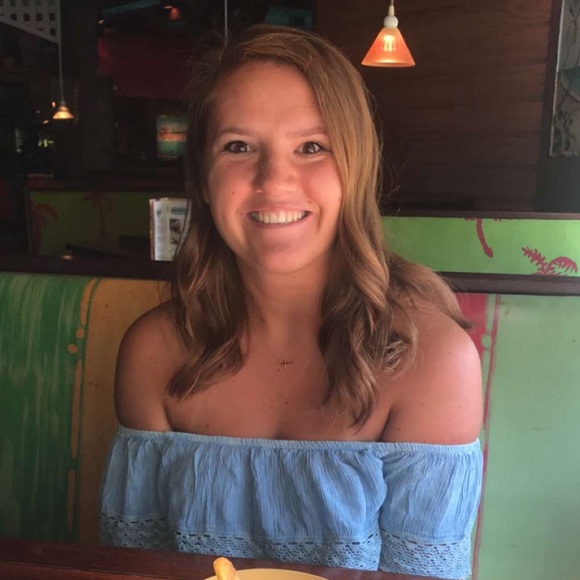 Profile Picture of Mariya Rubakha (@mariyarubakha) on Poshmark