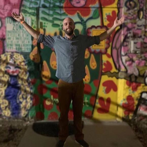 Profile Picture of David Lyons (@david_lyons) on Poshmark