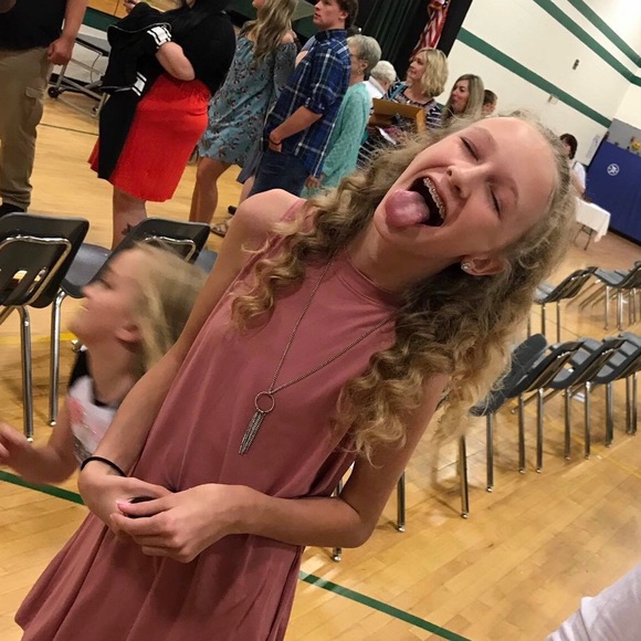 Profile Picture of Lindsey Maulden (@lindseyam03) on Poshmark