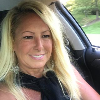 Profile Picture of Christina Oliver (@christina.oliver.969) on Facebook