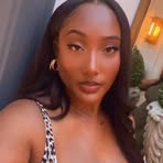 Profile Picture of Rae Holt (@rae.holt.96) on Facebook