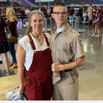 Profile Picture of Garrett Chàvez (@chavezthebombdotcom) on Instagram