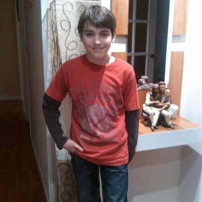 Profile Picture of Eric Devaney (@DevaneyEric) on Twitter