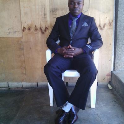 Profile Picture of Justin-Pépin (@JbBasole) on Twitter