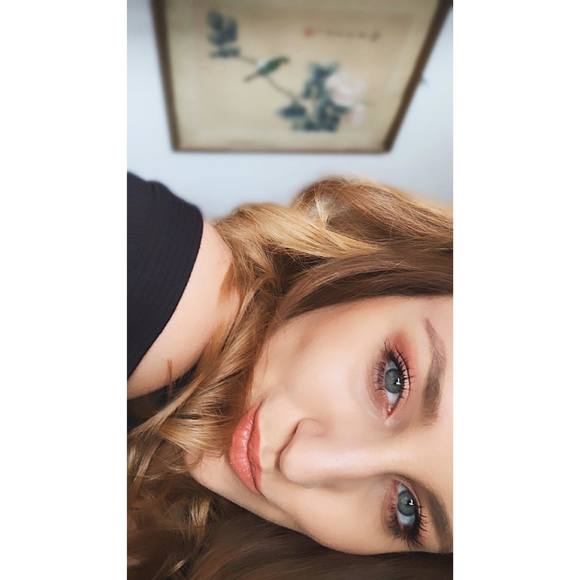 Profile Picture of Nikolina Knezevic (@nknezevic28) on Poshmark