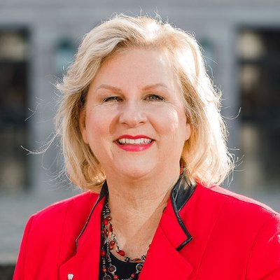 Profile Picture of Merrilee Boyack (@MerrBoyack) on Twitter