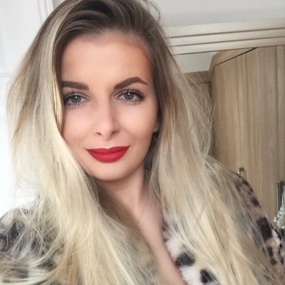 Profile Picture of Mollie Pea (@MolliePearson55) on Twitter