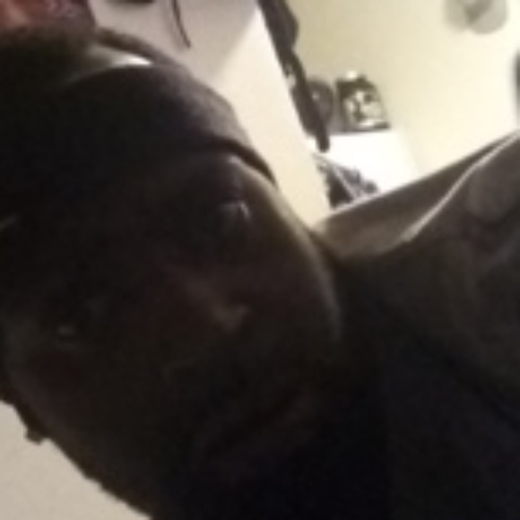 Profile Picture of Donald Lampkin (@donaldlamkpin) on Poshmark