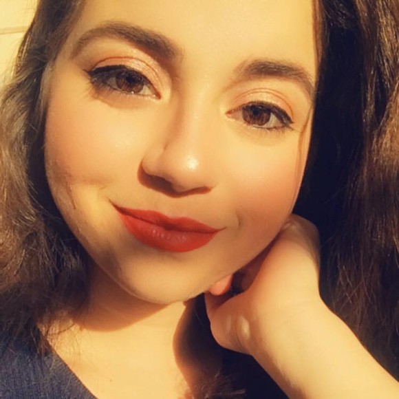 Profile Picture of Bruna Muraca (@brunagdlm) on Poshmark