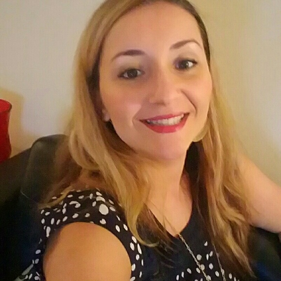 Profile Picture of Sabrina Cucinella (@saby626) on Poshmark