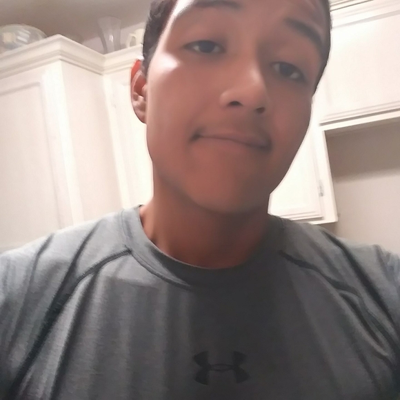 Profile Picture of Jose Andaverde (@thebatslayer) on Poshmark