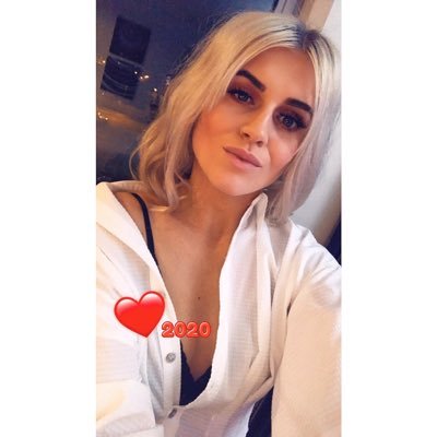 Profile Picture of Alice Ireland (@AliceIreland3) on Twitter