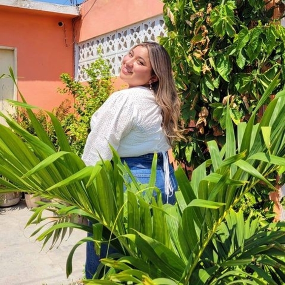 Profile Picture of Ingridh Cordova (@ingrid311524) on Poshmark