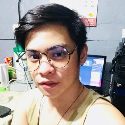 Profile Picture of Jade Meneses (@JadeWittyWow) on Twitter