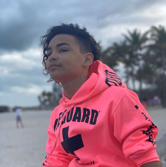 Profile Picture of Budha Riley (@buddhariley10) on Poshmark