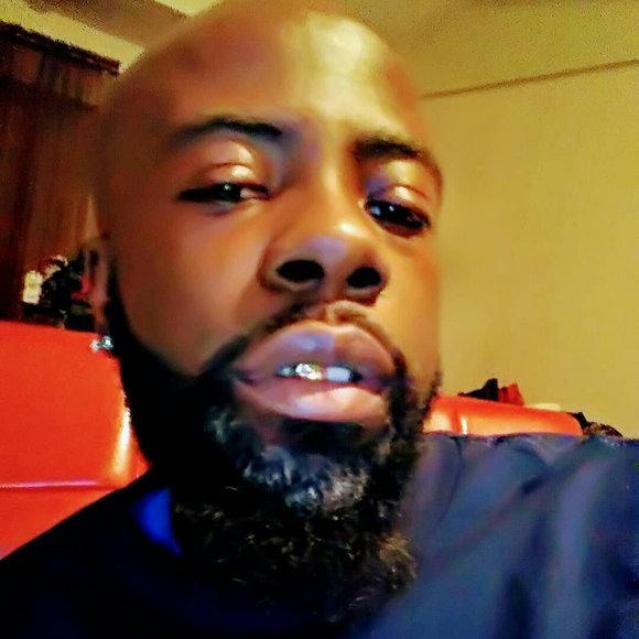 Profile Picture of Rico Boyd (@ricoboyd) on Poshmark