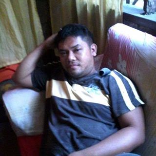 Profile Picture of Arnold Fernando (@arnold.fernando.714) on Facebook