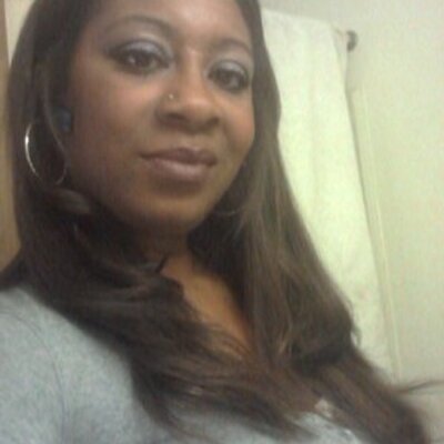 Profile Picture of Yolanda Moore (@Confidentlovely) on Twitter