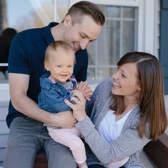 Profile Picture of Liz Abfall (@labfall) on Poshmark