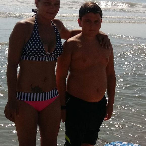 Profile Picture of Jillian Mckendrick (@jillian_997) on Poshmark