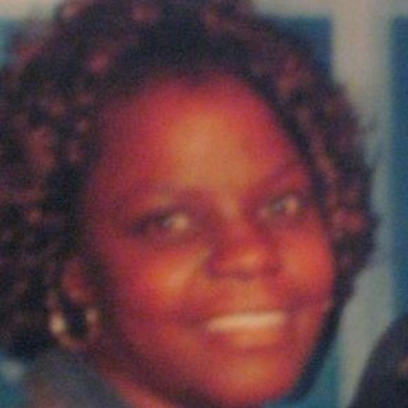 Profile Picture of Yolanda Singleton-phillips (@mypooh32) on Poshmark
